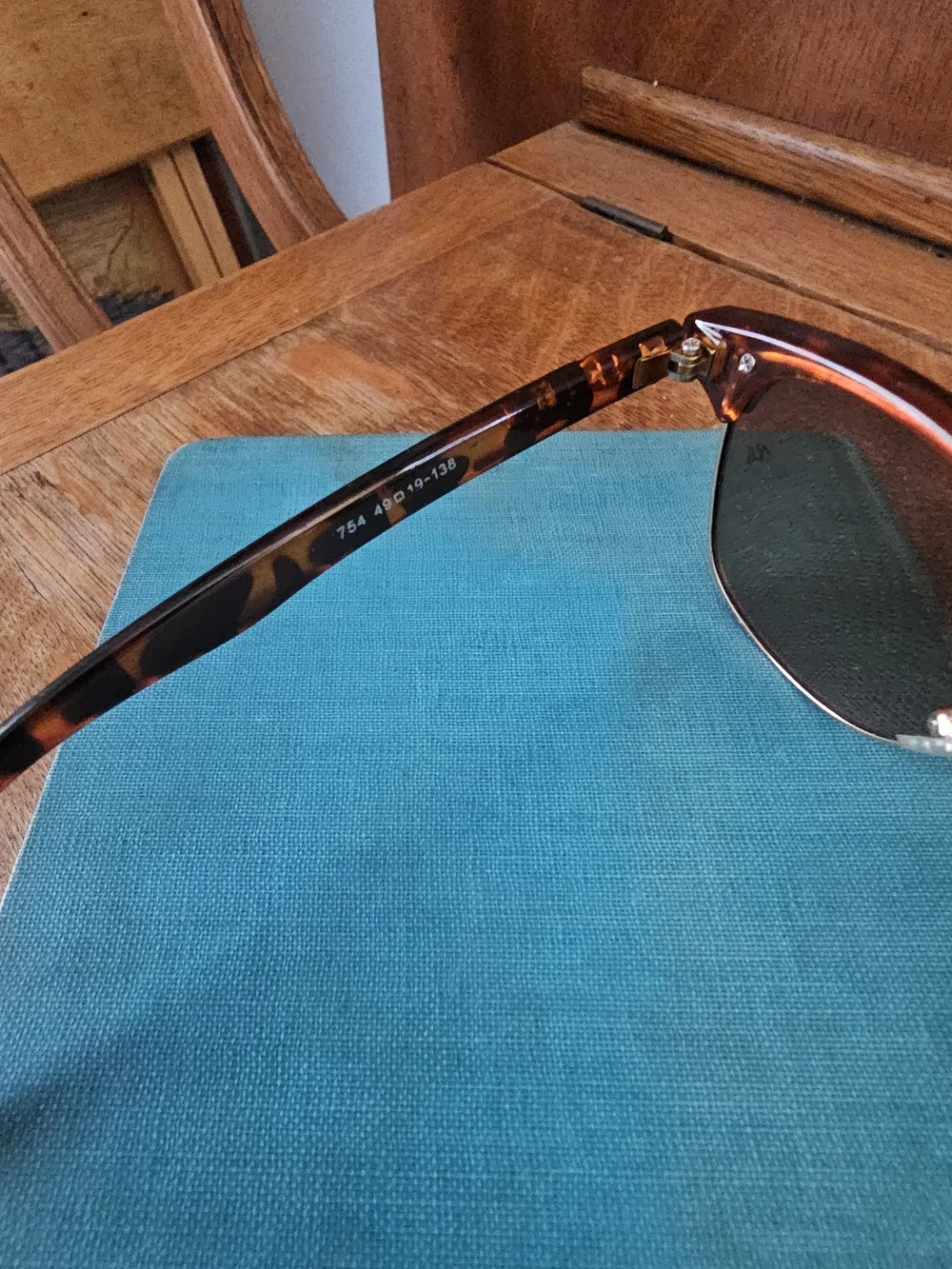 Ray-Ban Clubmaster Sunglasses - Tortoise & Gold with Green Lenses
